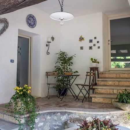 Casa Castello Apartment Salo Exterior photo